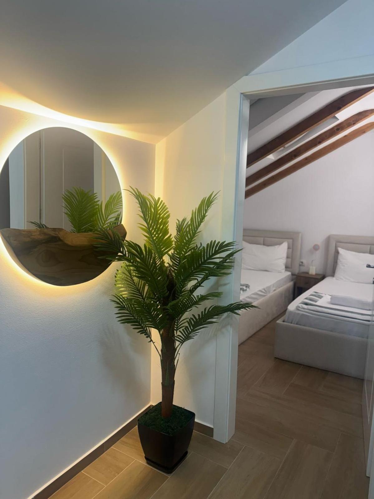 Vila Emante Tushemisht Extérieur photo